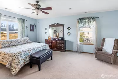 308 Easy Street SE, Rainier, WA 98576 - Photo 17