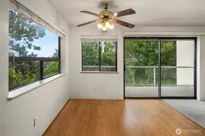 1604 11th Avenue S #201, Seattle, WA 98134 - Photo 5