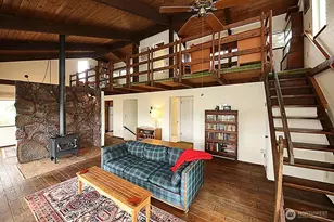 8122 Autumn Ln, Clinton, WA 98236 - Photo 11