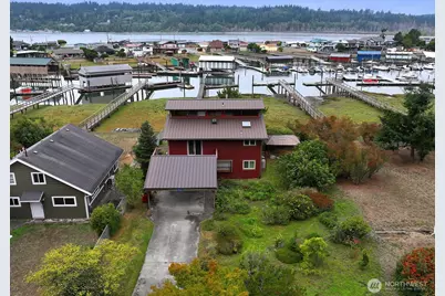 8122 Autumn Lane, Clinton, WA 98236 - Photo 1