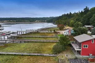 8122 Autumn Ln, Clinton, WA 98236 - Photo 5