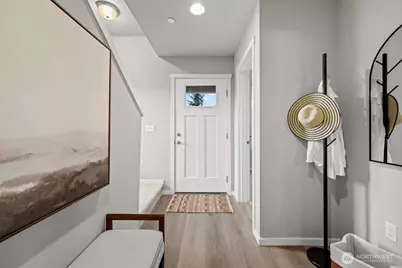 7025 Rainier Drive #B, Everett, WA 98203 - Photo 25