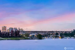 2420 Westlake Ave N, Seattle, WA 98109 - Photo 35