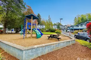 2107 S Kent Des Moines Rd, Des Moines, WA 98198 - Photo 11