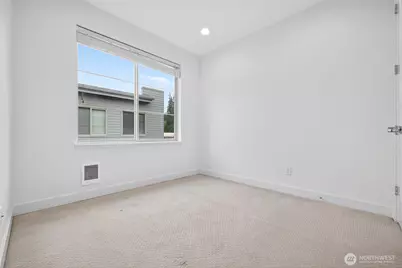 11521 117th Lane NE #2, Kirkland, WA 98033 - Photo 19