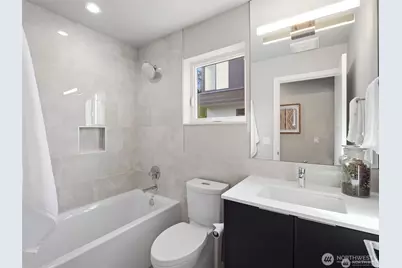 4464 Midvale Avenue N, Seattle, WA 98103 - Photo 7