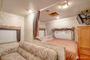 215 Big River Blvd E, Deming, WA 98244 - Photo 11