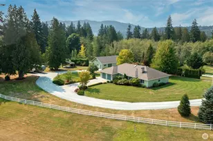 24062 Goldie Ln, Mount Vernon, WA 98273 - Photo 3