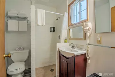 27131 N US Highway 101, Hoodsport, WA 98548 - Photo 13