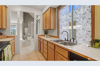 25123 Roberts Drive #313, Black Diamond, WA 98010 - Photo 5