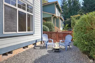 25123 Roberts Dr, Black Diamond, WA 98010 - Photo 31