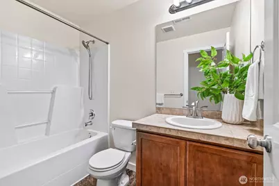 15623 44th Place W #Unit B, Lynnwood, WA 98087 - Photo 17