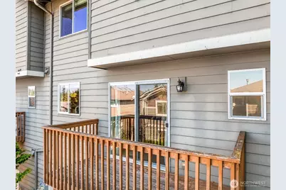 15623 44th Place W #Unit B, Lynnwood, WA 98087 - Photo 25