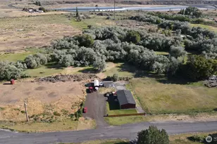 405 E Chelan St, Coulee City, WA 99115 - Photo 29