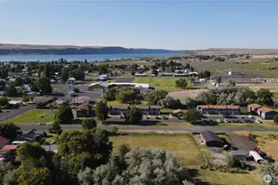 405 E Chelan St, Coulee City, WA 99115 - Photo 3