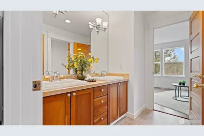 2372 Douglas Drive NE, Bainbridge Island, WA 98110 - Photo 23