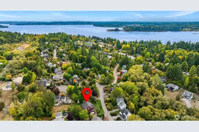 2372 Douglas Drive NE, Bainbridge Island, WA 98110 - Photo 27