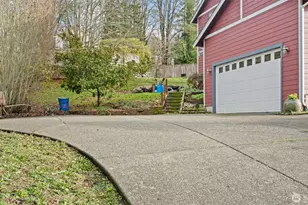 2372 Douglas Dr NE, Bainbridge Island, WA 98110 - Photo 31