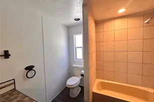 850 Crescent St, Raymond, WA 98577 - Photo 15