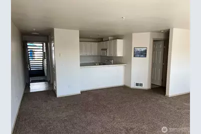 1160 Monroe Avenue NE #D3, Renton, WA 98056 - Photo 5