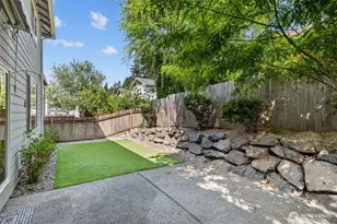 2528 Camas Ave NE, Renton, WA 98056 - Photo 7