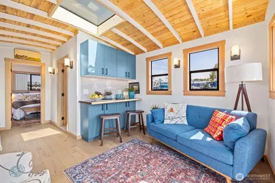 1080 W Ewing Place #0-P, Seattle, WA 98119 - Photo 7