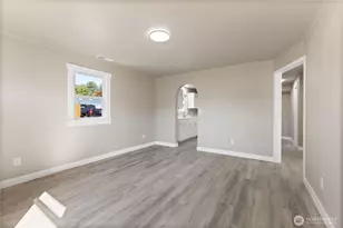 639 Elizabeth St, Sumner, WA 98390 - Photo 5