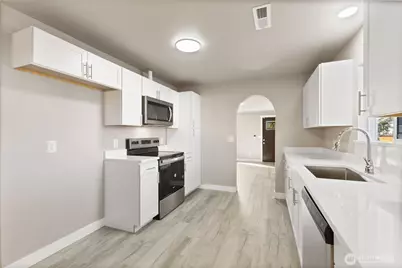 639 Elizabeth St, Sumner, WA 98390 - Photo 9
