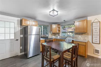 17738 N Beachside Drive SE, Yelm, WA 98597 - Photo 5