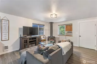 17738 N Beachside Dr SE, Yelm, WA 98597 - Photo 9