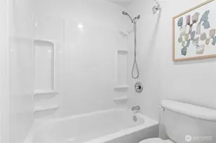 19230 Forest Park Dr NE, Lake Forest Park, WA 98155 - Photo 17