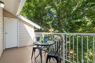 19230 Forest Park Dr NE, Lake Forest Park, WA 98155 - Photo 23