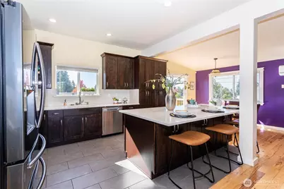 3905 NE 6th Street, Renton, WA 98056 - Photo 5