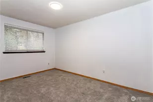 1023 S 88th St, Tacoma, WA 98444 - Photo 7