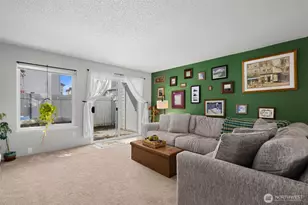 8823 Holly Dr, Everett, WA 98208 - Photo 13