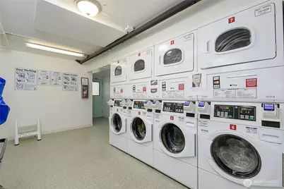 800 Queen Anne Avenue N, Seattle, WA 98109 - Photo 9