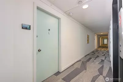 800 Queen Anne Avenue N, Seattle, WA 98109 - Photo 11