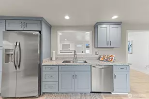 1721 E 65th St, Tacoma, WA 98404 - Photo 15