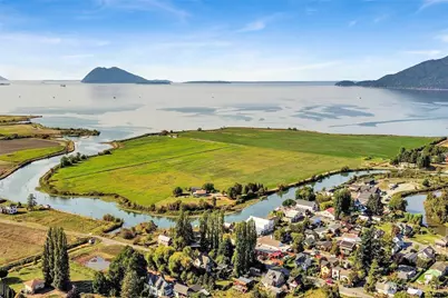 5544 Smith Road, Bow, WA 98232 - Photo 1