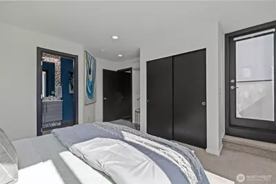 9221 Linden Avenue #C, Seattle, WA 98103 - Photo 19