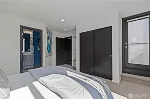 9221 Linden Ave, Seattle, WA 98103 - Photo 19