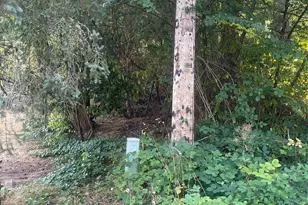 760 NE Woods Ct, Bremerton, WA 98311 - Photo 3