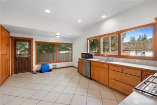 201 S Kentucky Ave, Granite Falls, WA 98252 - Photo 9