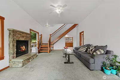 201 S Kentucky Avenue, Granite Falls, WA 98252 - Photo 3