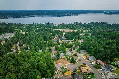 8110 Lorie Court NW, Silverdale, WA 98383 - Photo 15