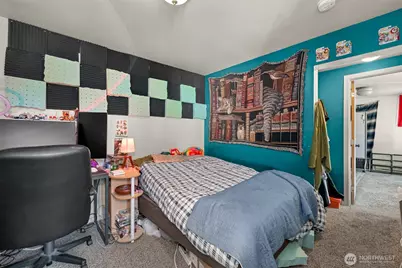 919 921 923 24th Street, Bellingham, WA 98225 - Photo 7