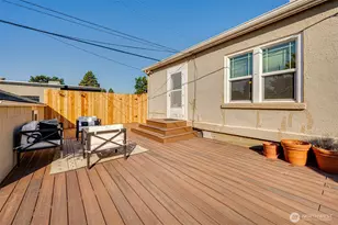 307 E 22nd St, Vancouver, WA 98663 - Photo 25