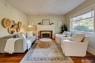 307 E 22nd St, Vancouver, WA 98663 - Photo 5