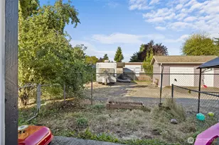 429 37th St SE, Auburn, WA 98002 - Photo 19