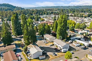 429 37th St SE, Auburn, WA 98002 - Photo 5